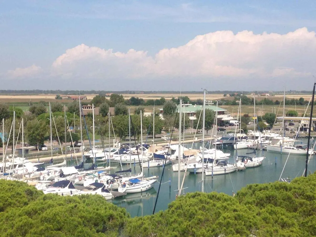Apartments In Porto Santa Margherita 24778
