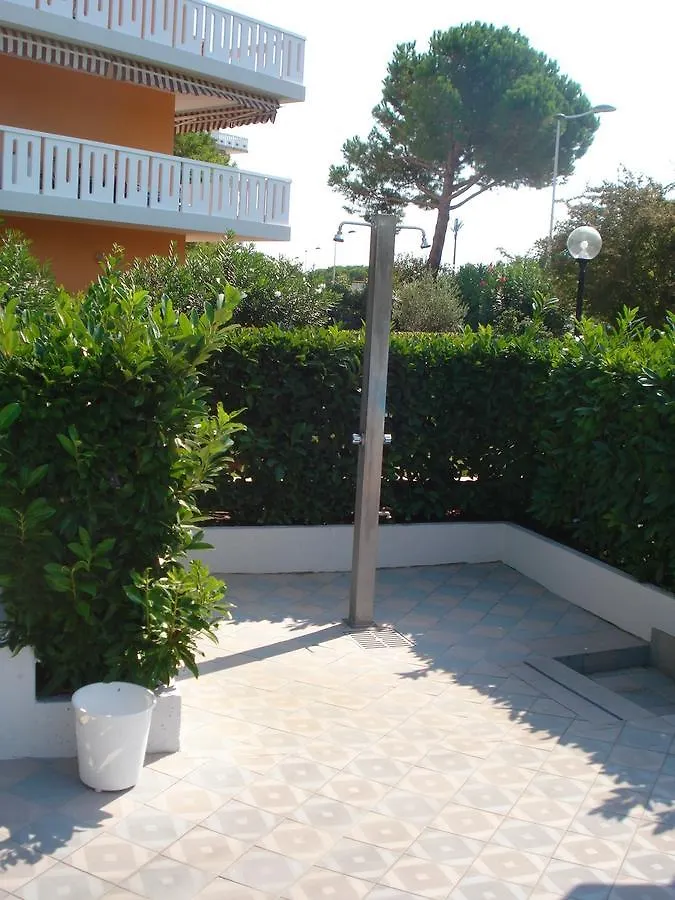 Apartments In Porto Santa Margherita 24778